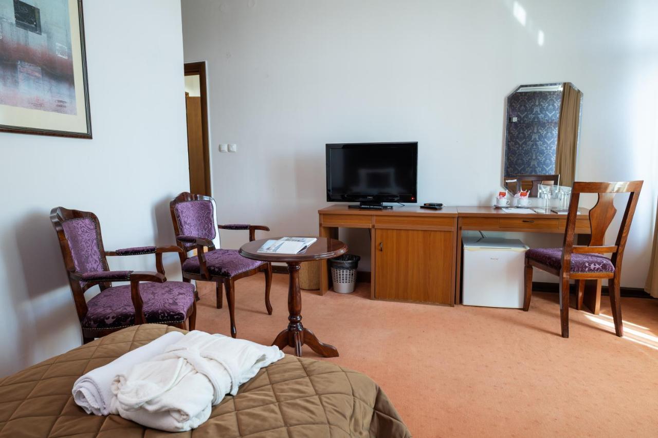Sole Mio Wellness & Spa โนวีซาด ภายนอก รูปภาพ