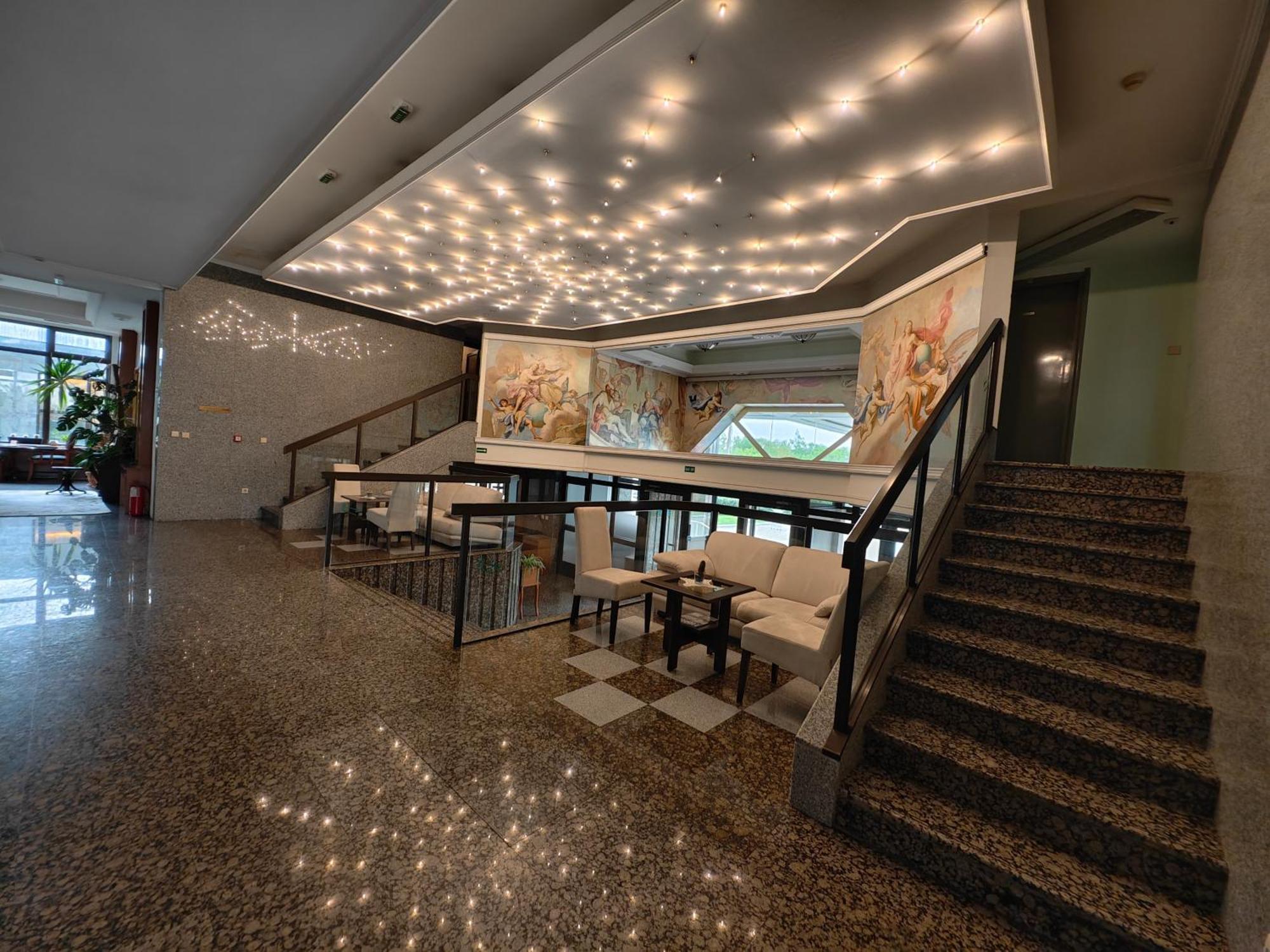 Sole Mio Wellness & Spa โนวีซาด ภายนอก รูปภาพ
